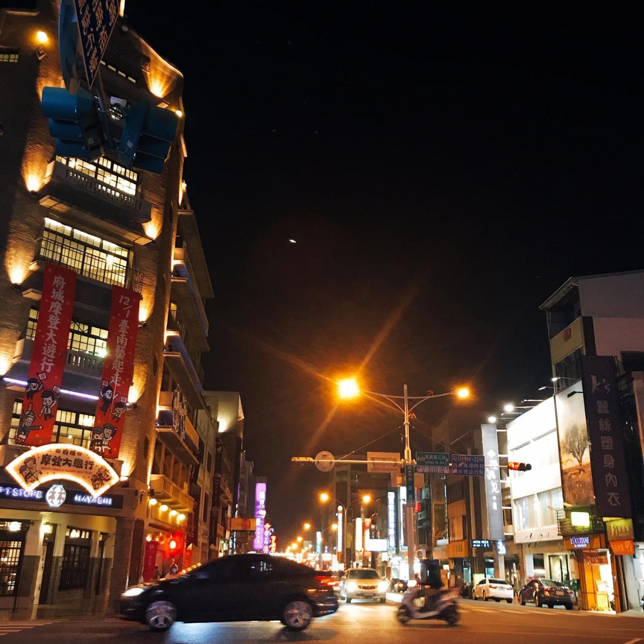 A Fat At Home Tainan Exterior foto